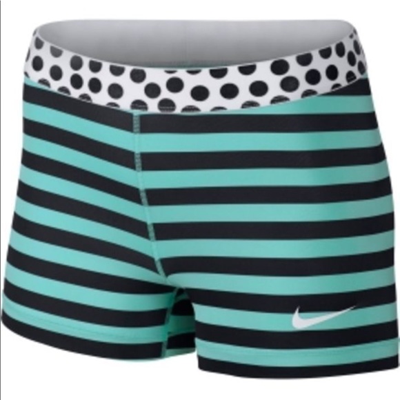 Nike compressions Bundle! - Picture 6 of 8